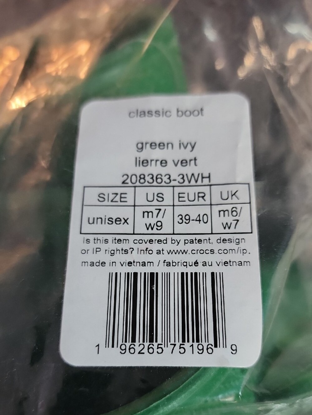 Crocs  Unisex Classic Clog in Green       M-7 W-9 - Picture 2 of 16